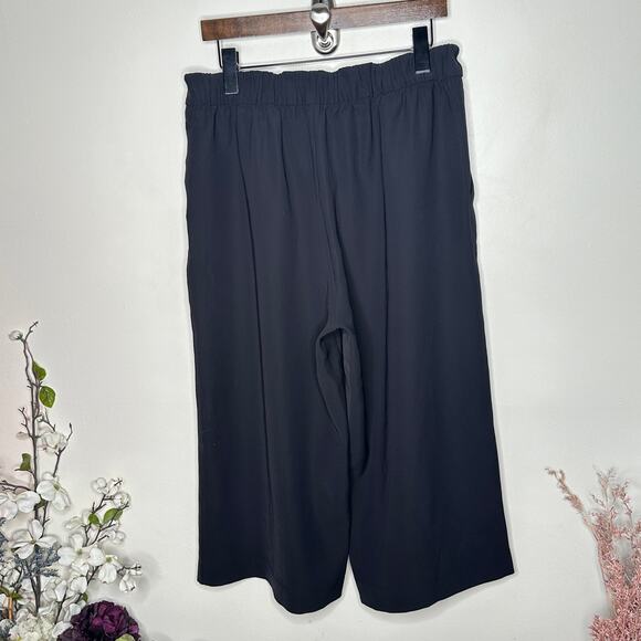 LULULEMON Noir Crop Wide Leg Pants Black Sz 12 {PP16} - Picture 3 of 6